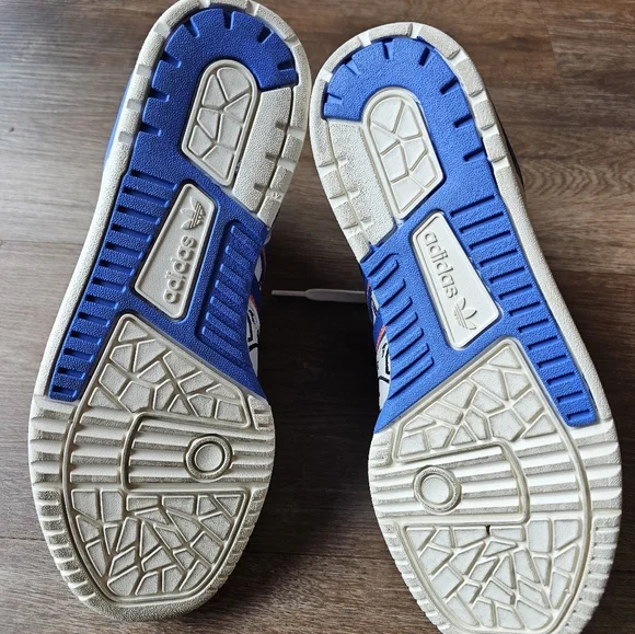 Adidas Rivalry Hi x Keith Haring Men’s US 5 High Tops Sneakers Rare 2019